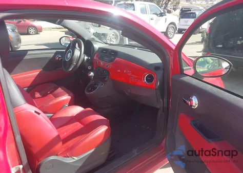 2013 Fiat 500 Sport z USA, uszkodzony, nr VIN 3C3CFFBR5DT515745